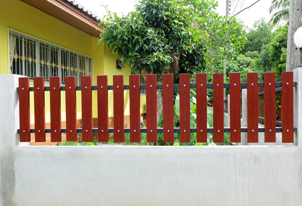 Does a Fence increases your home's value?